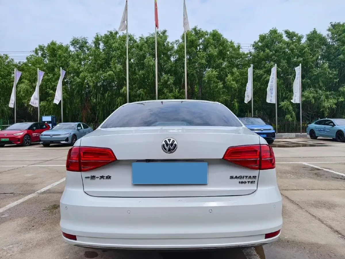 2018 Volkswagen Bora 1.4T 131HP L4 7DCT,autocango,china used car exporter,china ev exporter,chinese used car exporter,chinese used ev exporter