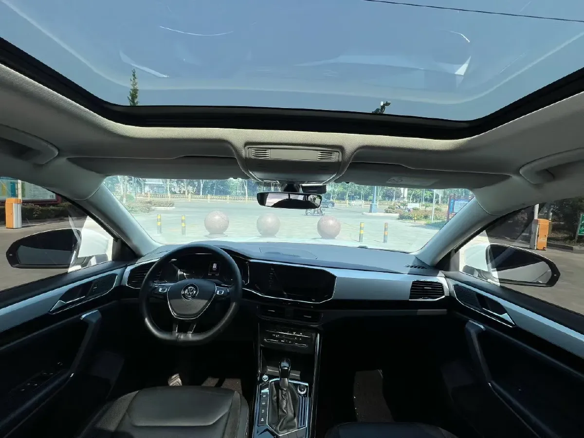 2020 Volkswagen Tayron 2.0T 186HP L4 7DCT,autocango,china used car exporter,china ev exporter,chinese used car exporter,chinese used ev exporter
