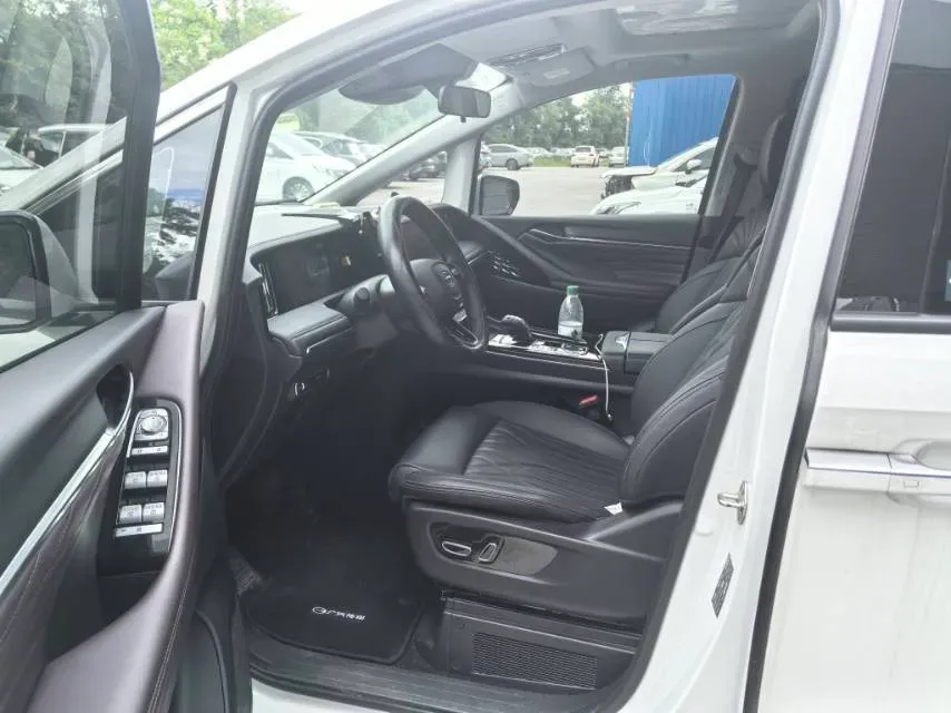 2024 GAC Trumpchi M8 2.0T 252HP L4 8AT,autocango,china used car exporter,china ev exporter,chinese used car exporter,chinese used ev exporter