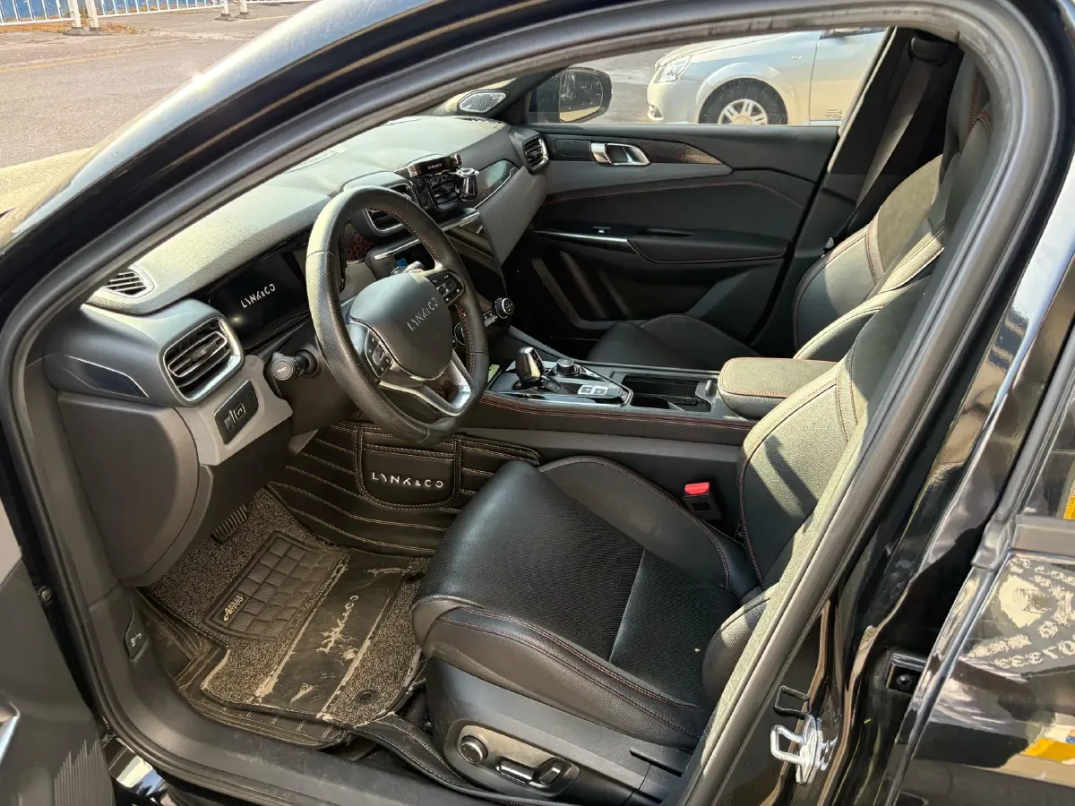 2021 LYNK&CO 03 2.0T 190HP L4 6AT,autocango,china used car exporter,china ev exporter,chinese used car exporter,chinese used ev exporter