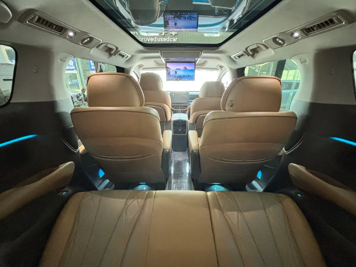 2022 HongQi HS7 3.0T 337HP V6 8AT,autocango,china used car exporter,china ev exporter,chinese used car exporter,chinese used ev exporter