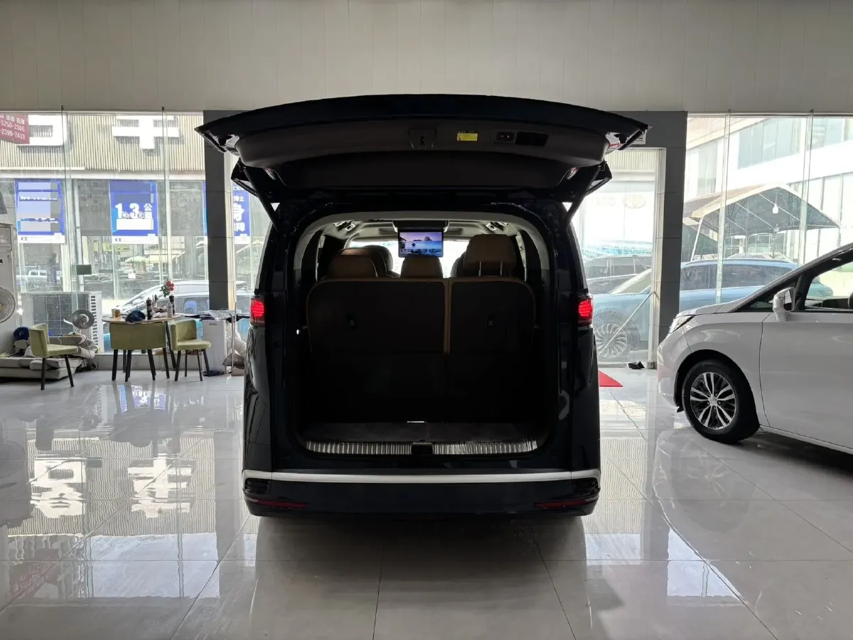 2022 HongQi HS7 3.0T 337HP V6 8AT,autocango,china used car exporter,china ev exporter,chinese used car exporter,chinese used ev exporter