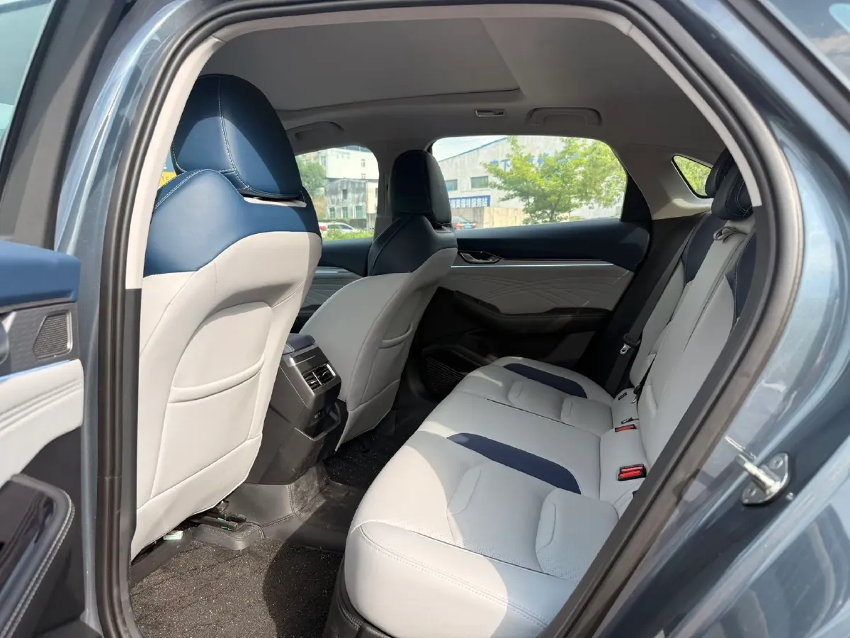 2021 Geely Preface 2.0T 190HP L4 7DCT,autocango,china used car exporter,china ev exporter,chinese used car exporter,chinese used ev exporter