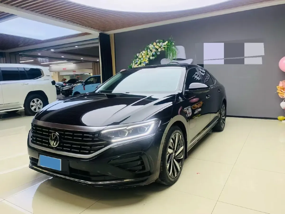 2023 Volkswagen Passat 2.0T 186HP L4 7DCT,autocango,china used car exporter,china ev exporter,chinese used car exporter,chinese used ev exporter