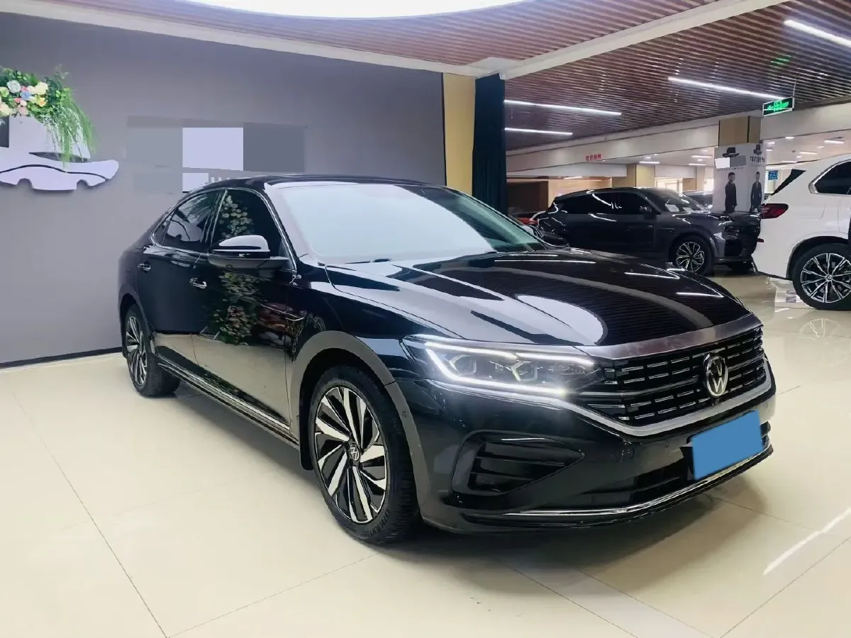 2023 Volkswagen Passat 2.0T 186HP L4 7DCT,autocango,china used car exporter,china ev exporter,chinese used car exporter,chinese used ev exporter