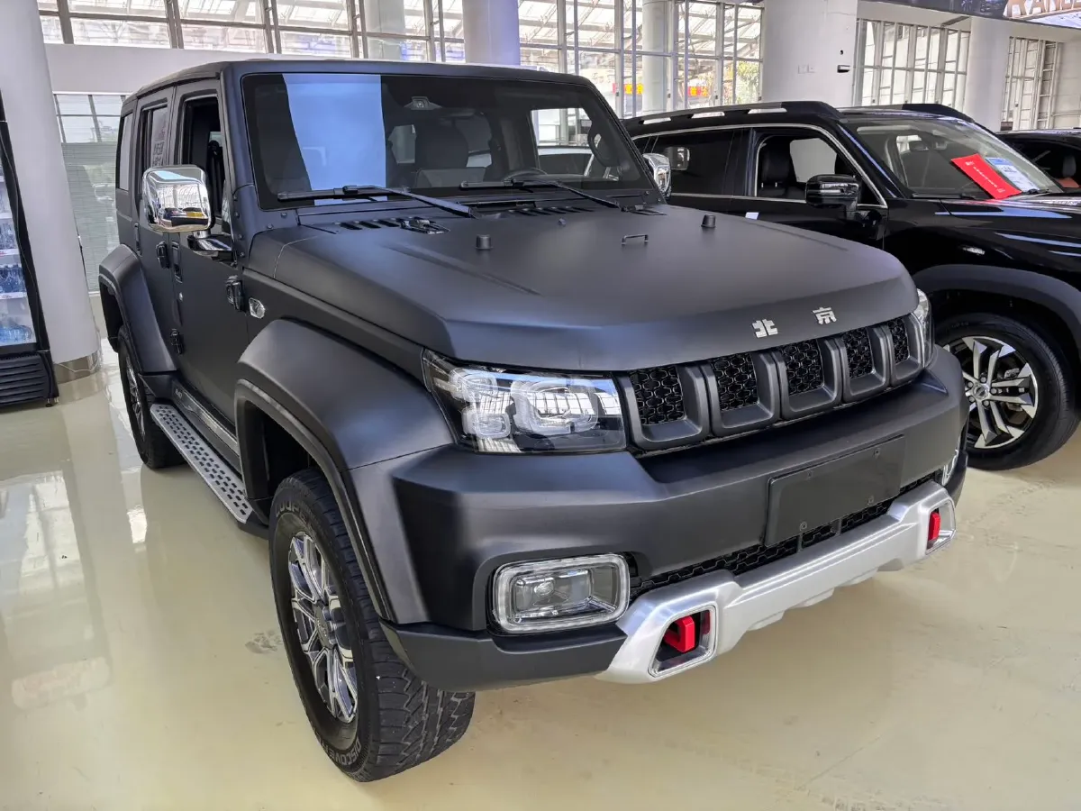 2023 Beijing BJ40 2.0T 224HP L4 8AT,autocango,china used car exporter,china ev exporter,chinese used car exporter,chinese used ev exporter