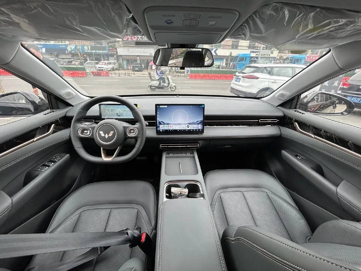 2025 WuLing XingGuang 1.5L 106HP L4 E-CVT PHEV,autocango,china used car exporter,china ev exporter,chinese used car exporter,chinese used ev exporter
