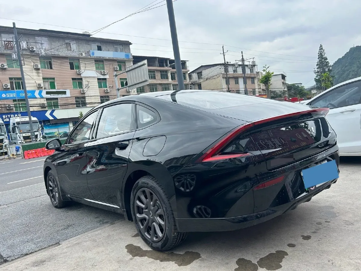 2025 WuLing XingGuang 1.5L 106HP L4 E-CVT PHEV,autocango,china used car exporter,china ev exporter,chinese used car exporter,chinese used ev exporter
