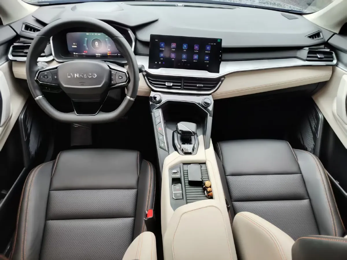 2020 LYNK&CO 06 EM-P 1.5T 177HP L3 7DCT PHEV 11.3KWH,autocango,china used car exporter,china ev exporter,chinese used car exporter,chinese used ev exporter
