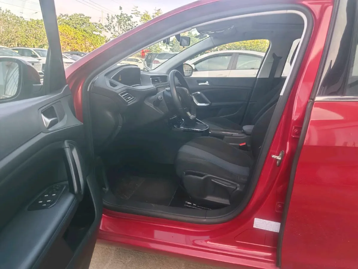 2016 Peugeot 308 1.2T 136HP L3 6AT,autocango,china used car exporter,china ev exporter,chinese used car exporter,chinese used ev exporter