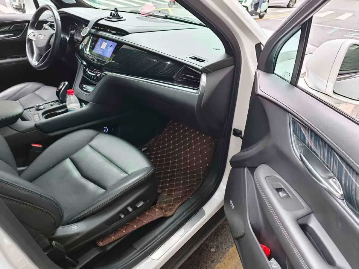 2020 Cadillac XT6 2.0T 241HP L4 9AT,autocango,china used car exporter,china ev exporter,chinese used car exporter,chinese used ev exporter