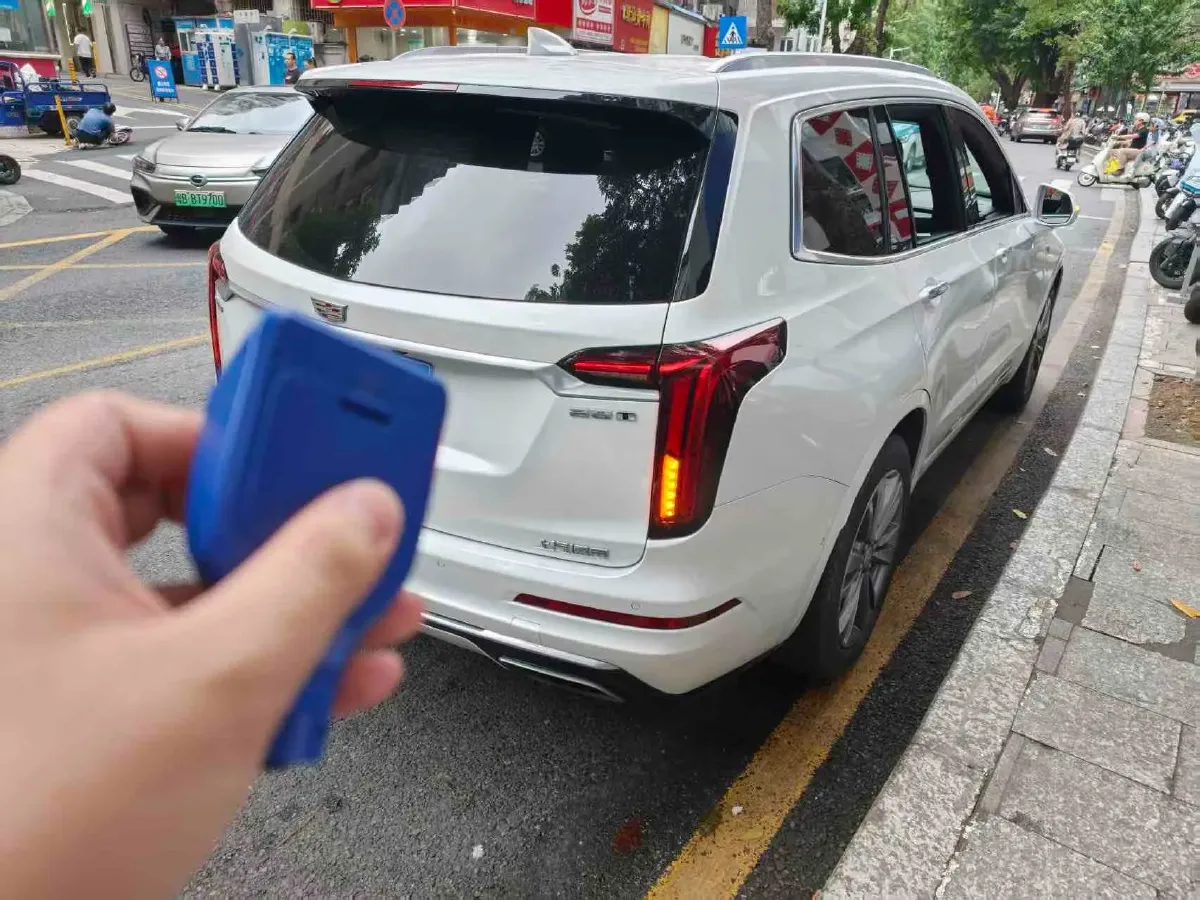 2020 Cadillac XT6 2.0T 241HP L4 9AT,autocango,china used car exporter,china ev exporter,chinese used car exporter,chinese used ev exporter