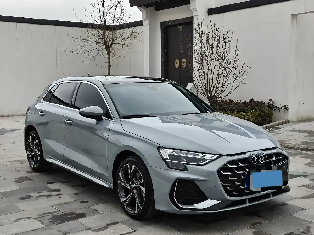 2025 Audi A3 1.5T 160HP L4 7DCT,autocango,china used car exporter,china ev exporter,chinese used car exporter,chinese used ev exporter