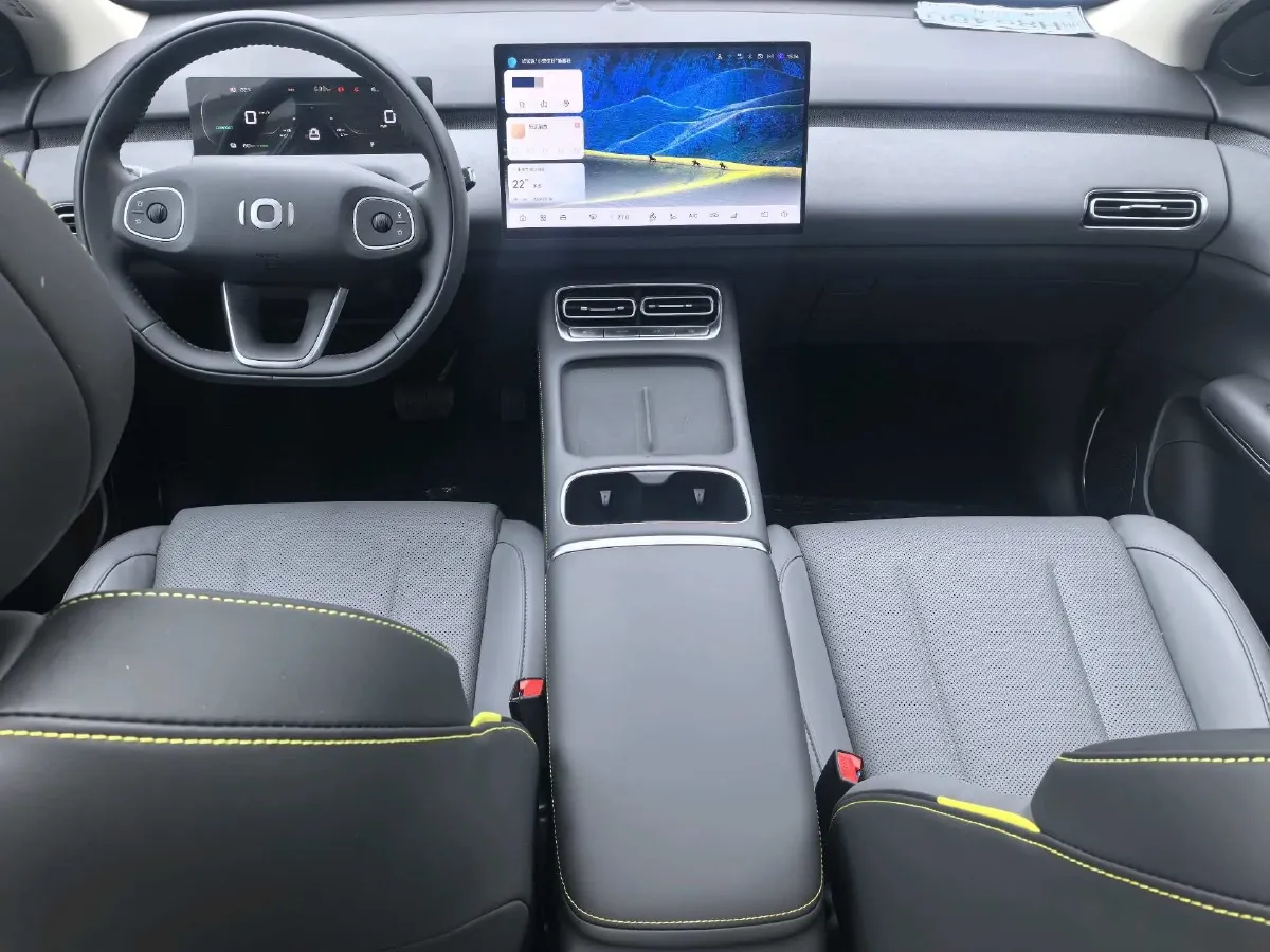 2026 Ruichi Auto EC75 BEV,autocango,china used car exporter,china ev exporter,chinese used car exporter,chinese used ev exporter