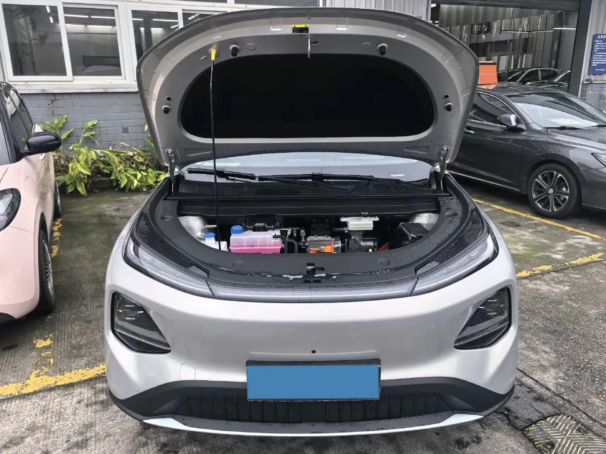2026 Ruichi Auto EC75 BEV,autocango,china used car exporter,china ev exporter,chinese used car exporter,chinese used ev exporter