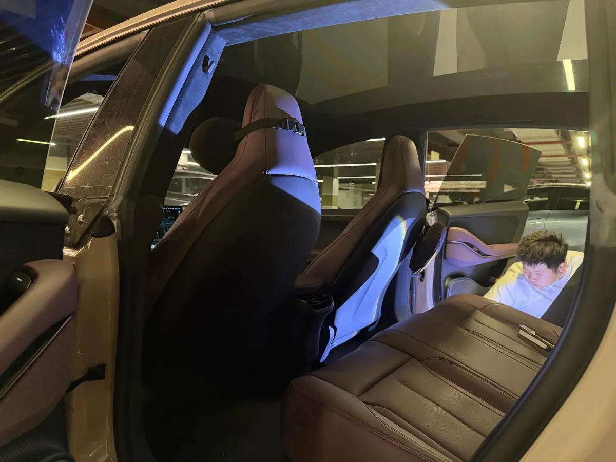 2022 JunTian HeiWuShi Youth 2.0T 203HP L4 6AT,autocango,china used car exporter,china ev exporter,chinese used car exporter,chinese used ev exporter