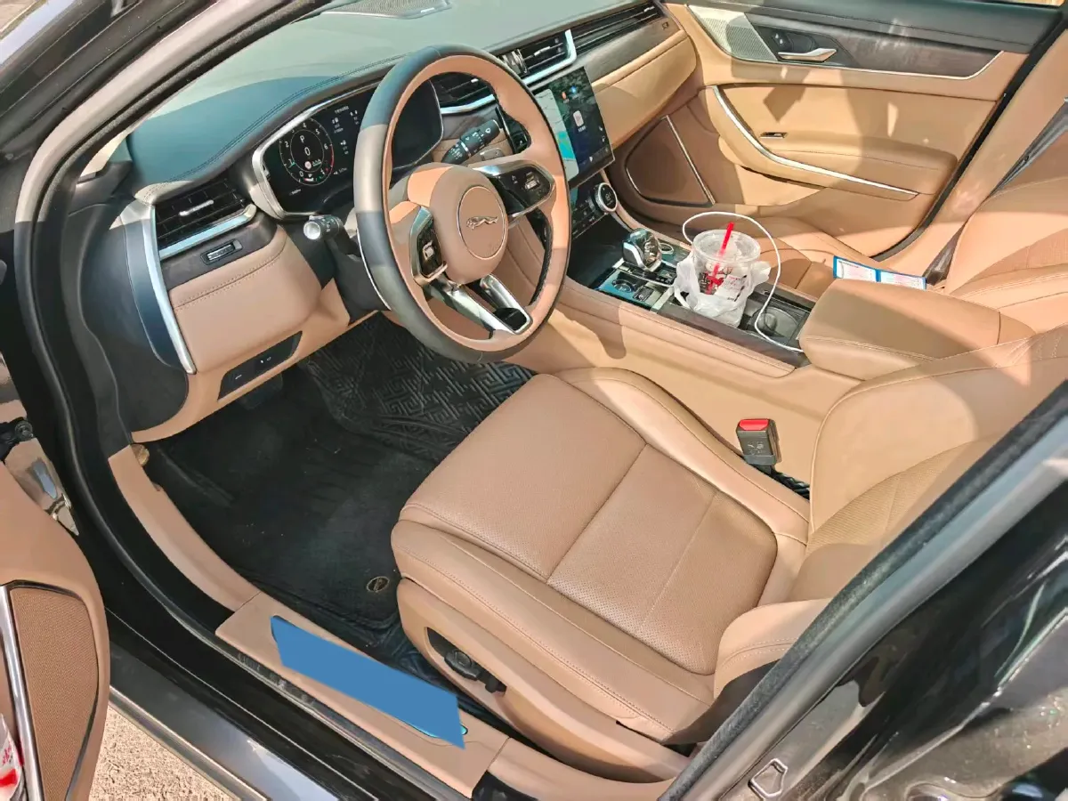 2025 Jaguar XFL 2.0T 250HP L4 8AT,autocango,china used car exporter,china ev exporter,chinese used car exporter,chinese used ev exporter
