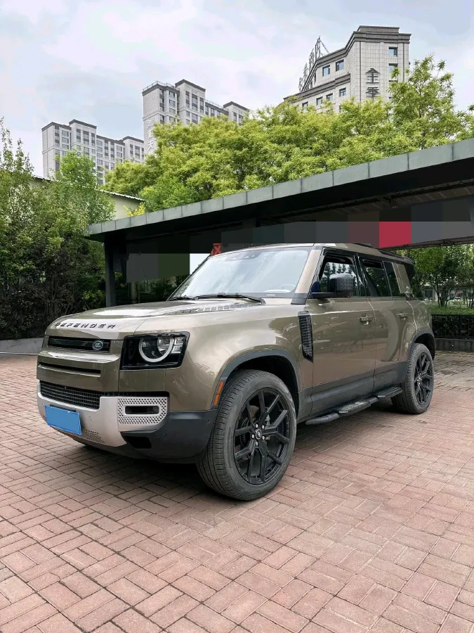 2020 Land Rover Defender 3.0T 400HP L6 8AT,autocango,china used car exporter,china ev exporter,chinese used car exporter,chinese used ev exporter