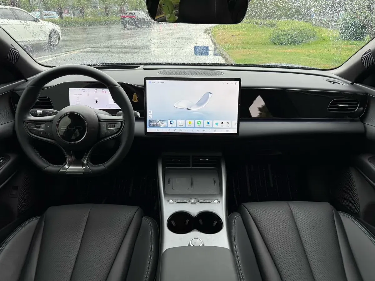 2025 BYD Seal06 BEV,autocango,china used car exporter,china ev exporter,chinese used car exporter,chinese used ev exporter