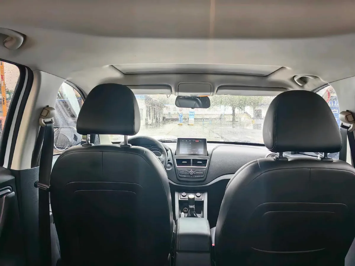 2017 Bestune X40 1.6L 114HP L4 5MT,autocango,china used car exporter,china ev exporter,chinese used car exporter,chinese used ev exporter