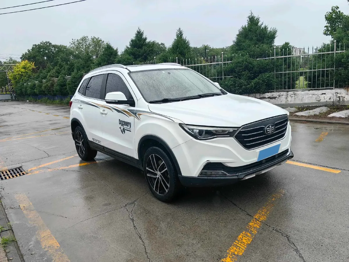 2017 Bestune X40 1.6L 114HP L4 5MT,autocango,china used car exporter,china ev exporter,chinese used car exporter,chinese used ev exporter