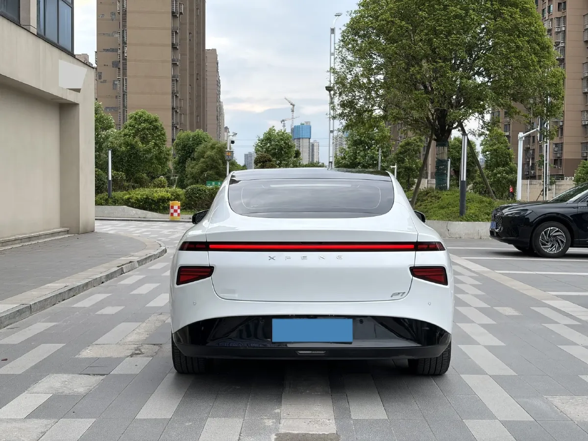 2020 Xpeng P7 BEV 70.8KWH,autocango,china used car exporter,china ev exporter,chinese used car exporter,chinese used ev exporter