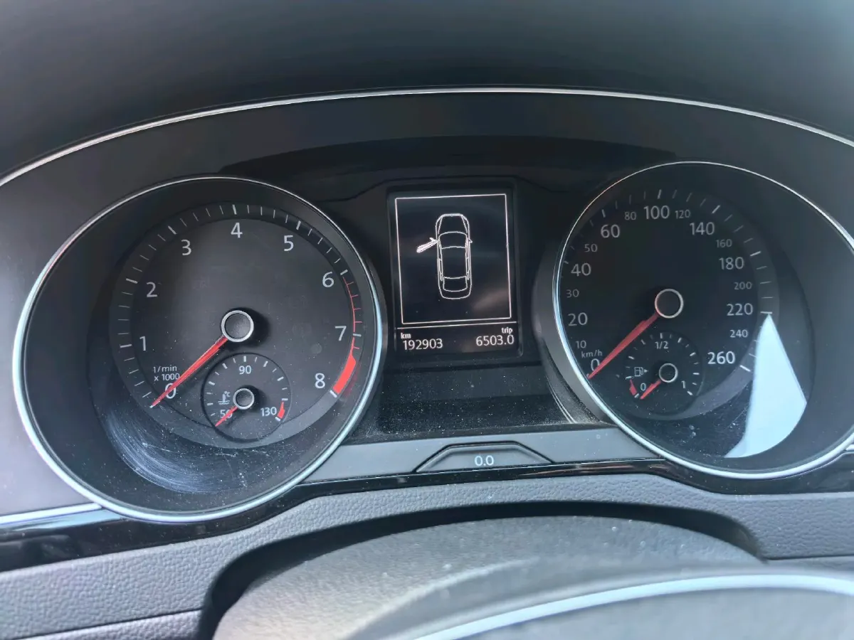 2019 Volkswagen Magotan 2.0T 186HP L4 7DCT,autocango,china used car exporter,china ev exporter,chinese used car exporter,chinese used ev exporter