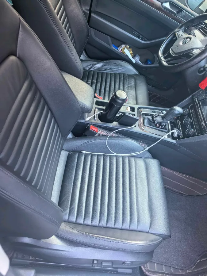 2019 Volkswagen Magotan 2.0T 186HP L4 7DCT,autocango,china used car exporter,china ev exporter,chinese used car exporter,chinese used ev exporter