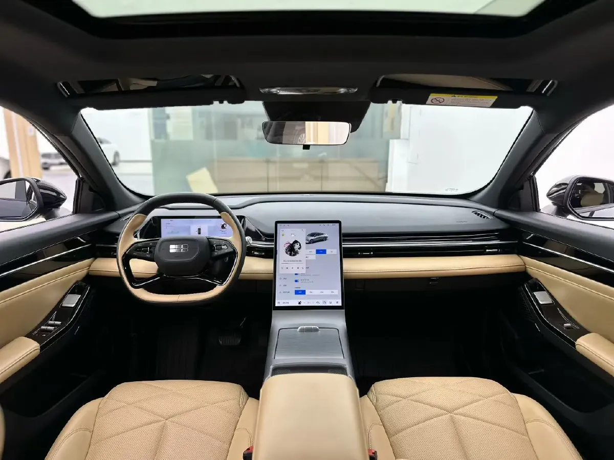 2024 Geely Galaxy L6 1.5T 163HP L4 3DHT PHEV,autocango,china used car exporter,china ev exporter,chinese used car exporter,chinese used ev exporter