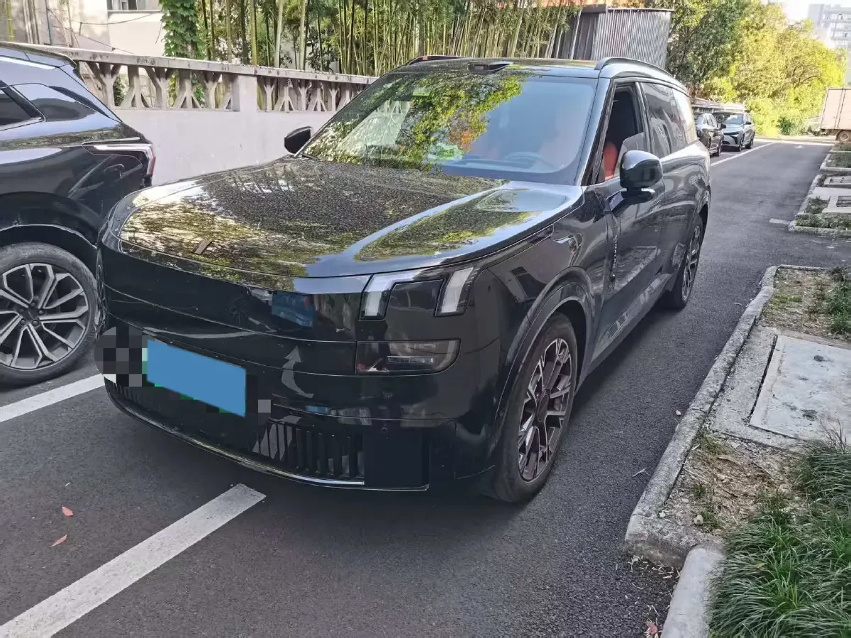 2025 LYNK&CO 900 1.5T 190HP L4 3DHT PHEV 43.3KWH,autocango,china used car exporter,china ev exporter,chinese used car exporter,chinese used ev exporter