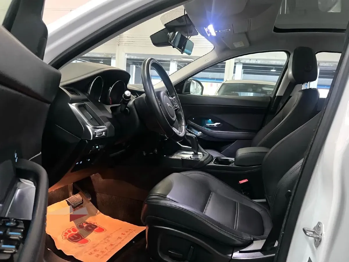2018 Jaguar E-PACE 2.0T 249HP L4 9AT,autocango,china used car exporter,china ev exporter,chinese used car exporter,chinese used ev exporter
