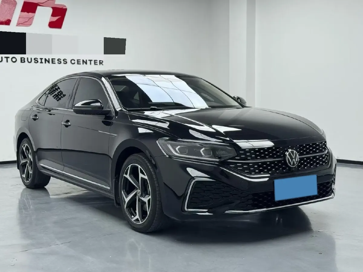 2024 Volkswagen Passat 2.0T 186HP L4 7DCT,autocango,china used car exporter,china ev exporter,chinese used car exporter,chinese used ev exporter