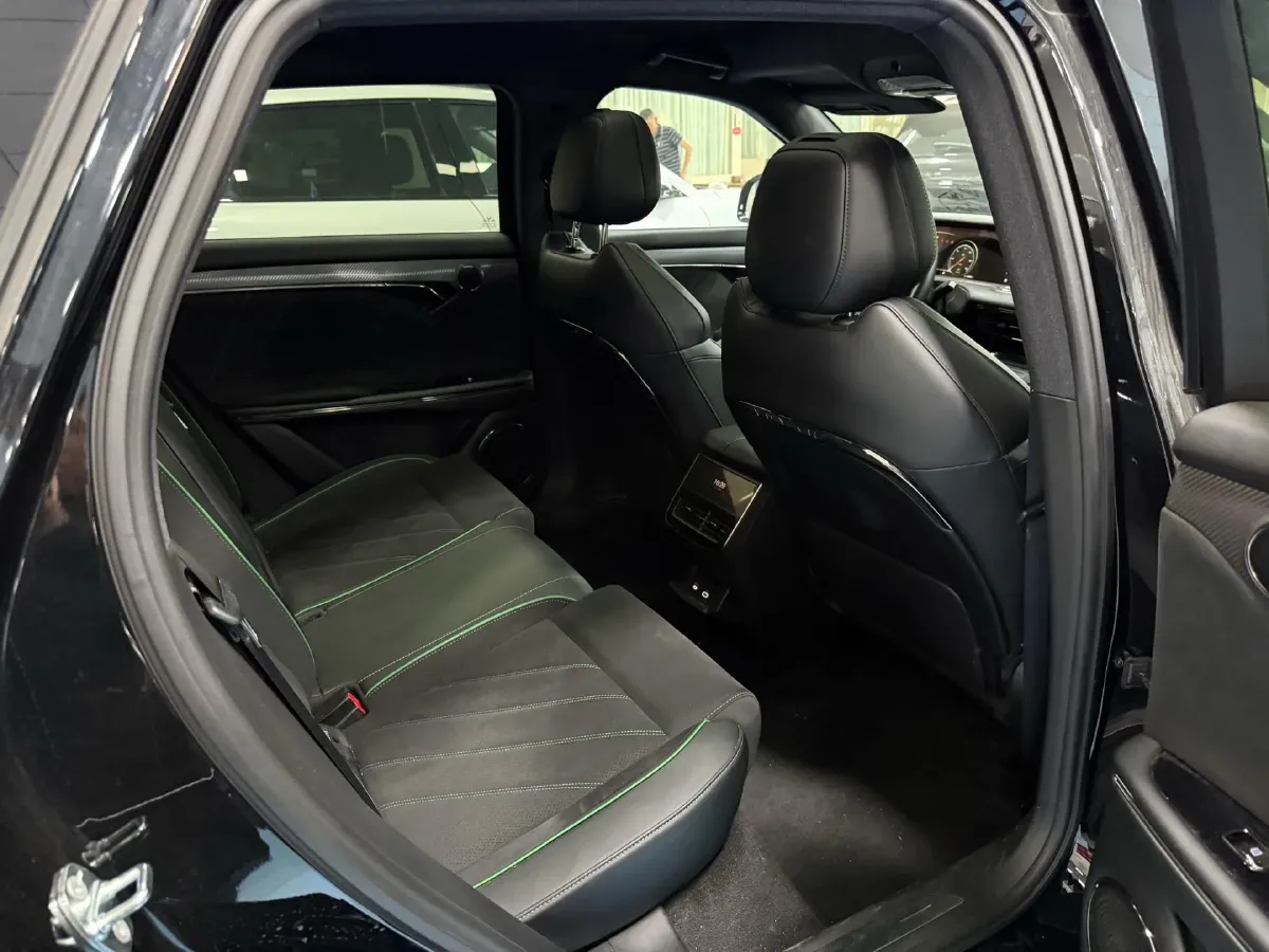 2025 Voyah FREE 1.5T 150HP L4 REEV 43KWH,autocango,china used car exporter,china ev exporter,chinese used car exporter,chinese used ev exporter