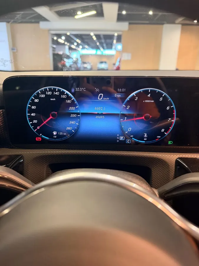 2021 Mercedes-Benz A Class 1.3T 163HP L4 7DCT,autocango,china used car exporter,china ev exporter,chinese used car exporter,chinese used ev exporter