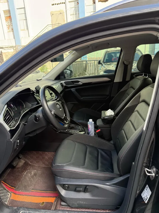 2019 Jeep Cherokee 2.0T 234HP L4 9AT,autocango,china used car exporter,china ev exporter,chinese used car exporter,chinese used ev exporter