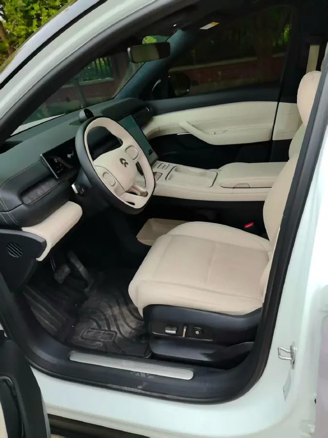 2024 NIO ES6 BEV 75KWH,autocango,china used car exporter,china ev exporter,chinese used car exporter,chinese used ev exporter