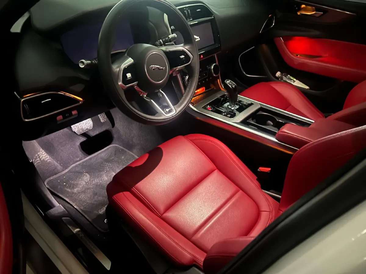 2021 Jaguar XEL 2.0T 250HP L4 8AT,autocango,china used car exporter,china ev exporter,chinese used car exporter,chinese used ev exporter