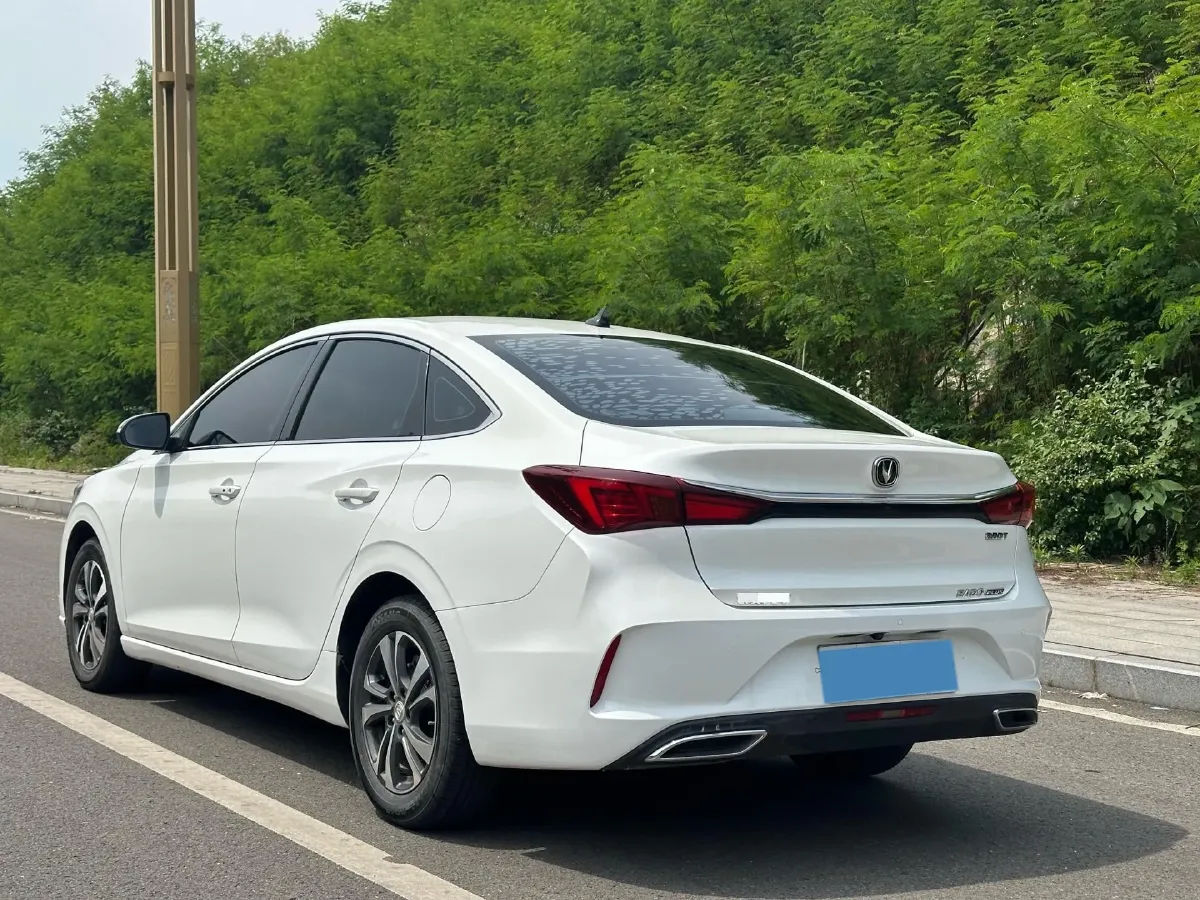 2020 ChangAn Eado 1.4T 158HP L4 7DCT,autocango,china used car exporter,china ev exporter,chinese used car exporter,chinese used ev exporter
