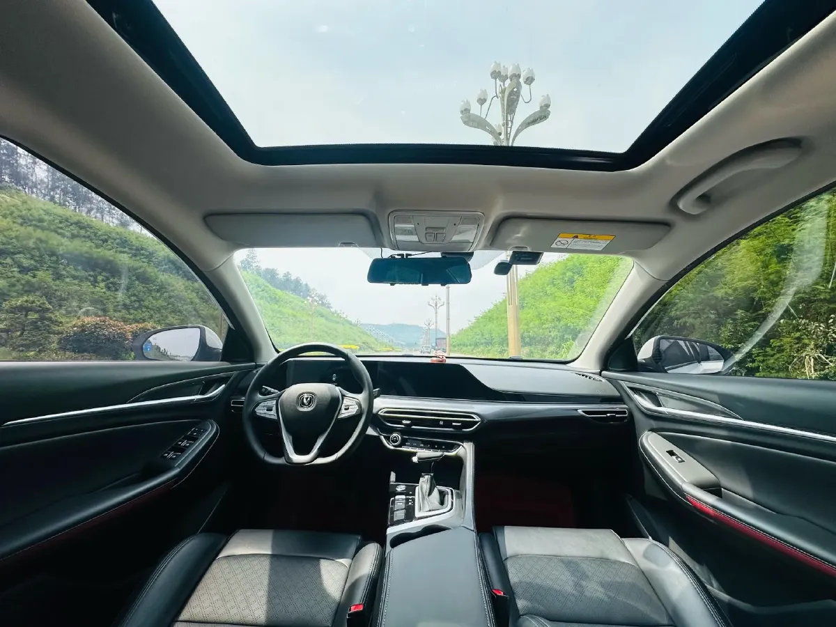 2020 ChangAn Eado 1.4T 158HP L4 7DCT,autocango,china used car exporter,china ev exporter,chinese used car exporter,chinese used ev exporter
