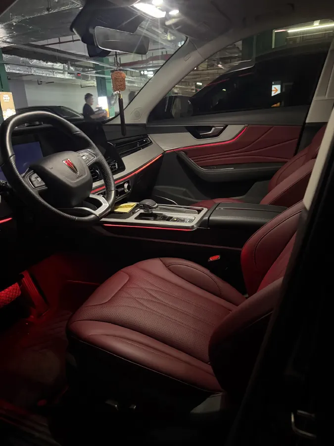 2025 HongQi HS5 2.0T 252HP L4 8AT,autocango,china used car exporter,china ev exporter,chinese used car exporter,chinese used ev exporter
