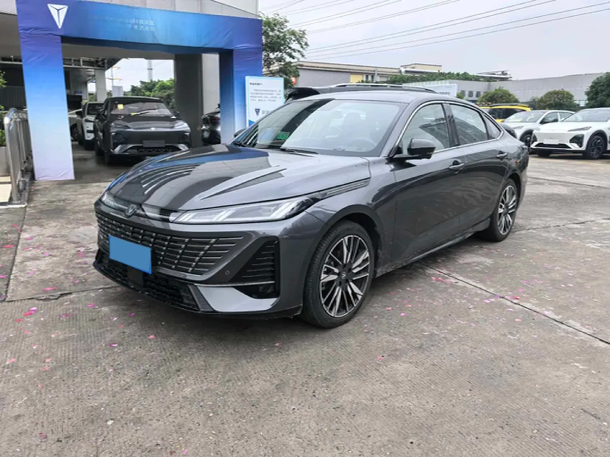 2026 ChangAn Eado 1.5T 192HP L4 7DCT,autocango,china used car exporter,china ev exporter,chinese used car exporter,chinese used ev exporter