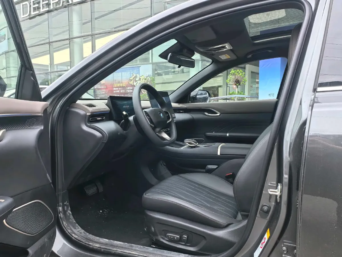 2026 ChangAn Eado 1.5T 192HP L4 7DCT,autocango,china used car exporter,china ev exporter,chinese used car exporter,chinese used ev exporter