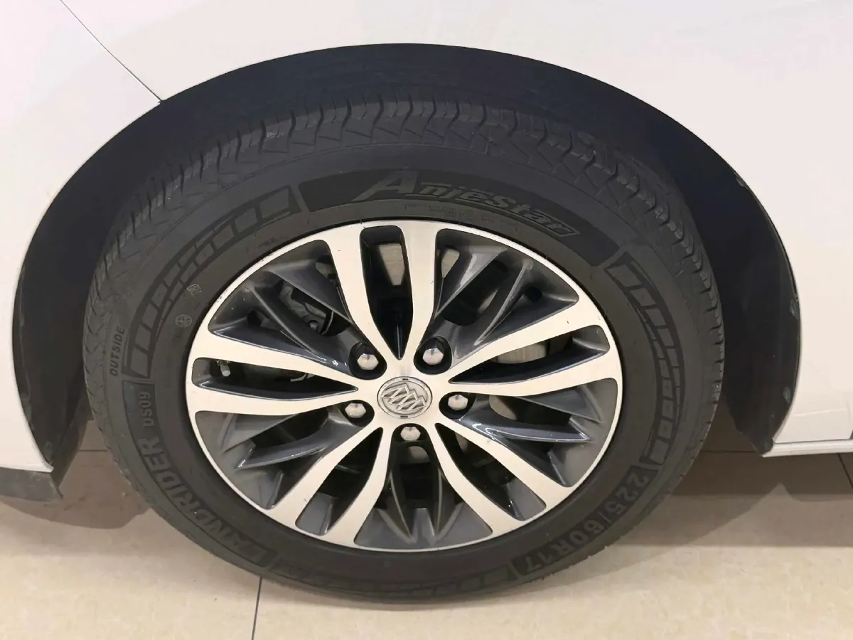 2018 Buick GL8 2.0T 260HP L4 6AT,autocango,china used car exporter,china ev exporter,chinese used car exporter,chinese used ev exporter