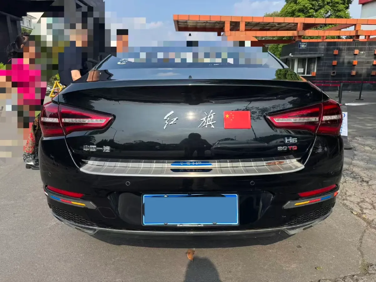 2022 HongQi H5 1.5T 169HP L4 7DCT,autocango,china used car exporter,china ev exporter,chinese used car exporter,chinese used ev exporter