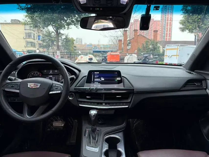 2022 Cadillac CT4 2.0T 237HP L4 8AT,autocango,china used car exporter,china ev exporter,chinese used car exporter,chinese used ev exporter