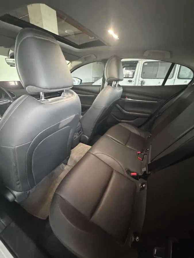 2021 Mazda 3 Axela 2.0L 158HP L4 6AT,autocango,china used car exporter,china ev exporter,chinese used car exporter,chinese used ev exporter