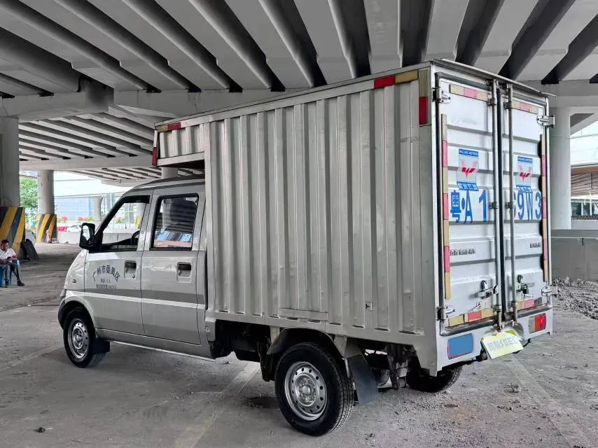 2018 WuLing RongGuang New Truck 1.5L 107HP L4 5MT,autocango,china used car exporter,china ev exporter,chinese used car exporter,chinese used ev exporter