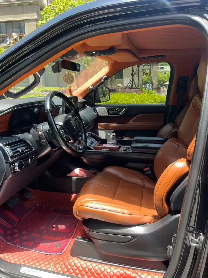 2018 Lincoln Navigator 3.5T 415HP V6 10AT,autocango,china used car exporter,china ev exporter,chinese used car exporter,chinese used ev exporter
