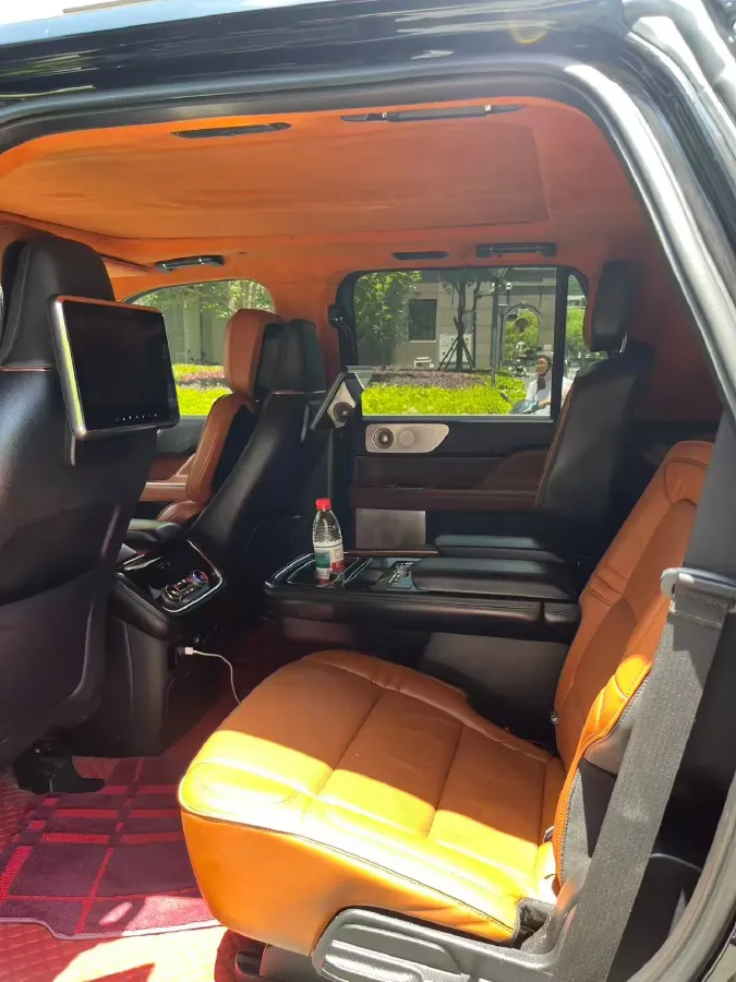 2018 Lincoln Navigator 3.5T 415HP V6 10AT,autocango,china used car exporter,china ev exporter,chinese used car exporter,chinese used ev exporter