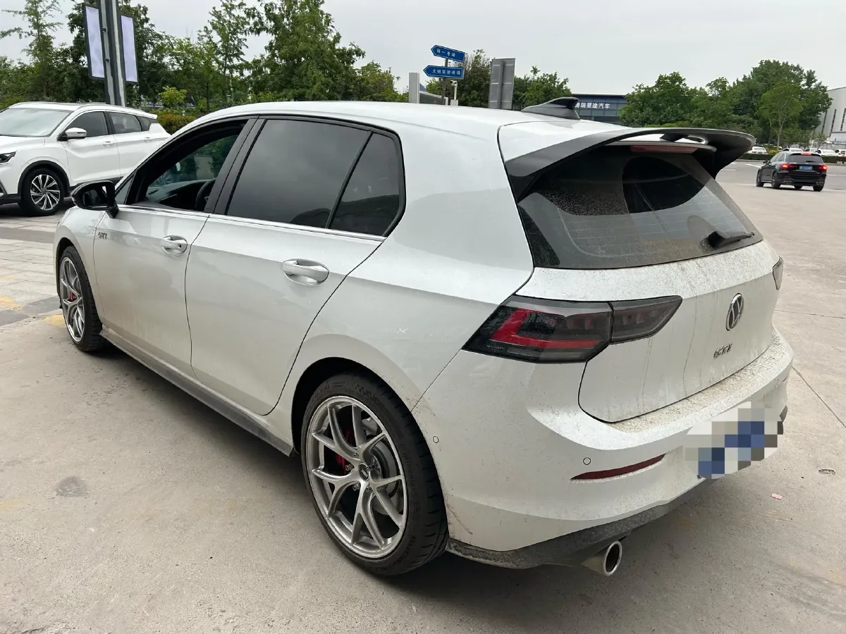 2026 Volkswagen GolfGTI 2.0T 220HP L4 7DCT,autocango,china used car exporter,china ev exporter,chinese used car exporter,chinese used ev exporter